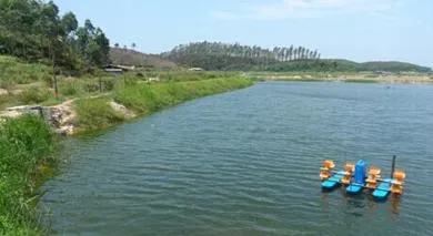 妙用活菌养水护水调水 对虾养殖户遇红黑水色不再愁