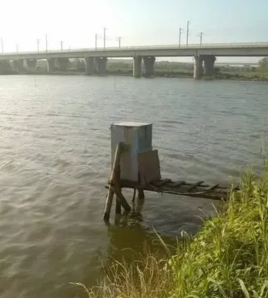 益水藻元调节养殖池塘油膜水案例分享