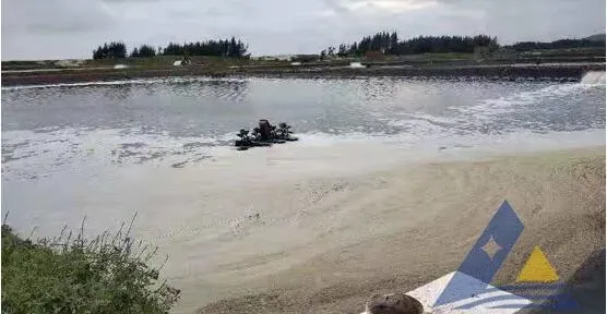 高位池水面大量泡沫的处理