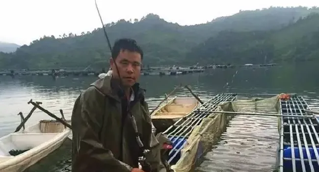 吴海兵，热水鱼突破100万斤，创江西网箱草鱼新纪录